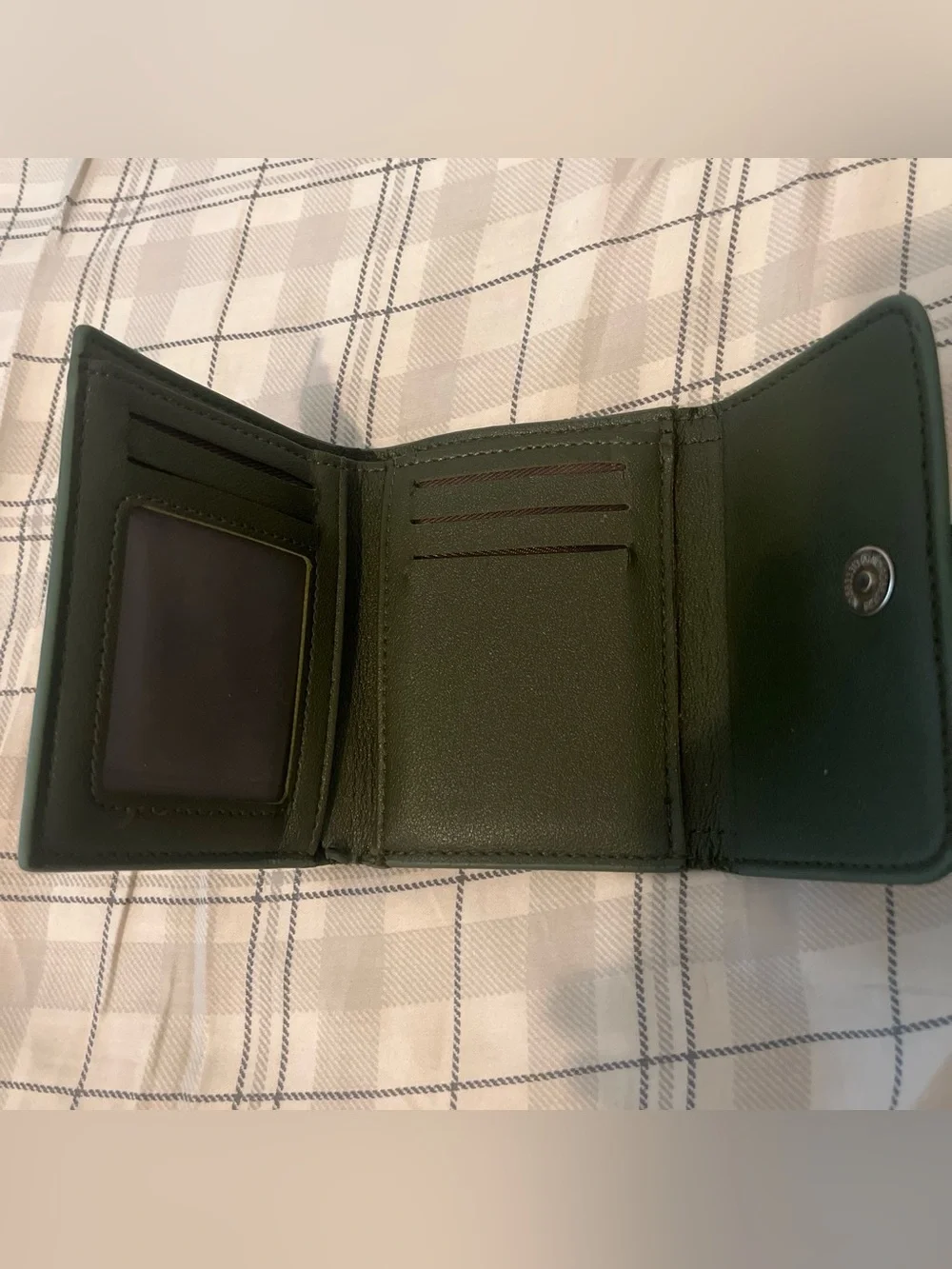 SHEIN Dark Green Compact Trifold Wallet with Silver Accent